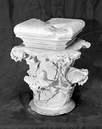 Chapiteau (chantiers de Saint-Denis)