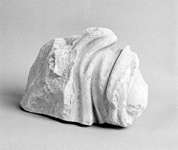 Fragment de console (Portail central, Notre-Dame de Paris)